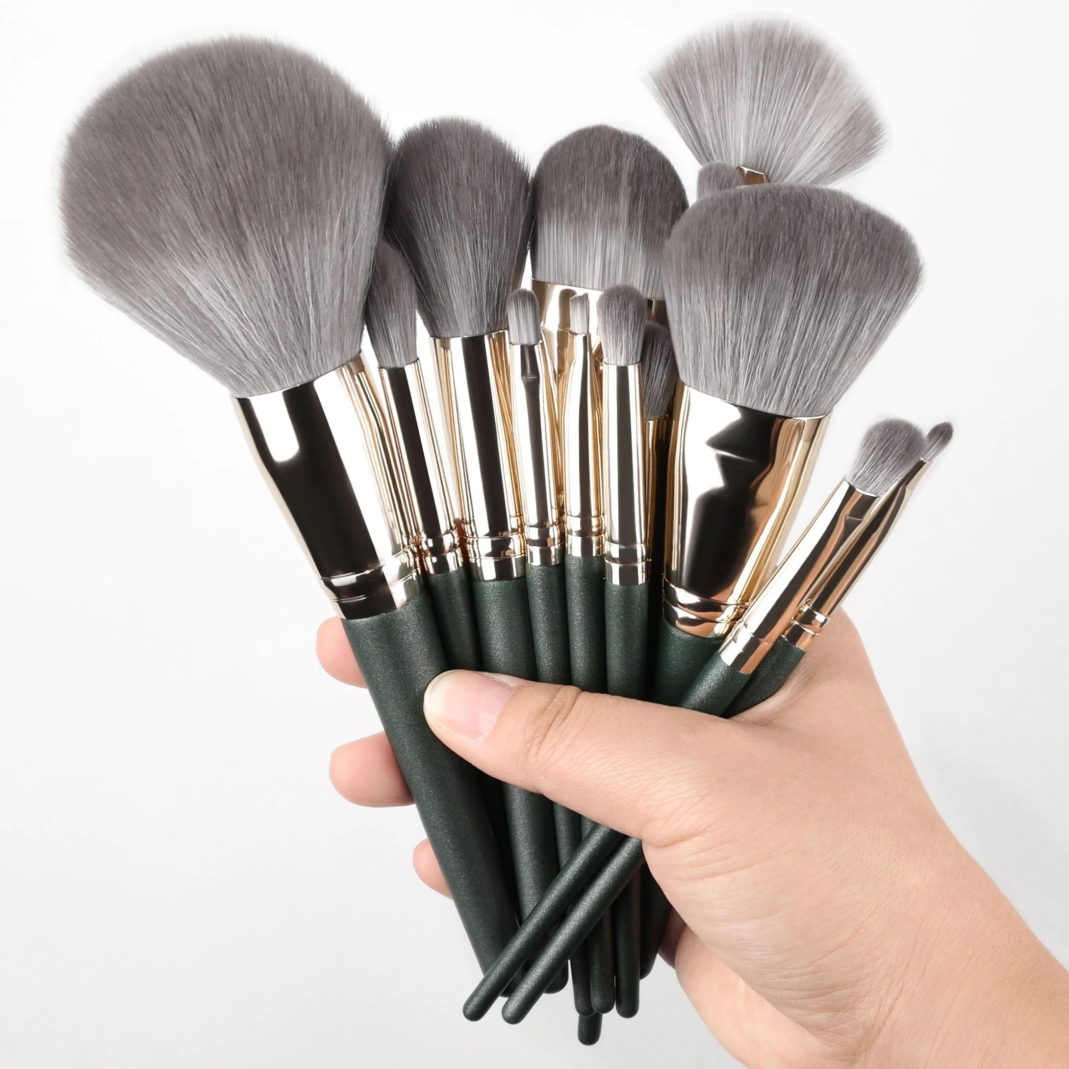 Huda Beauty Makeup Brush Set - Set kuas rias 14 buah kuas