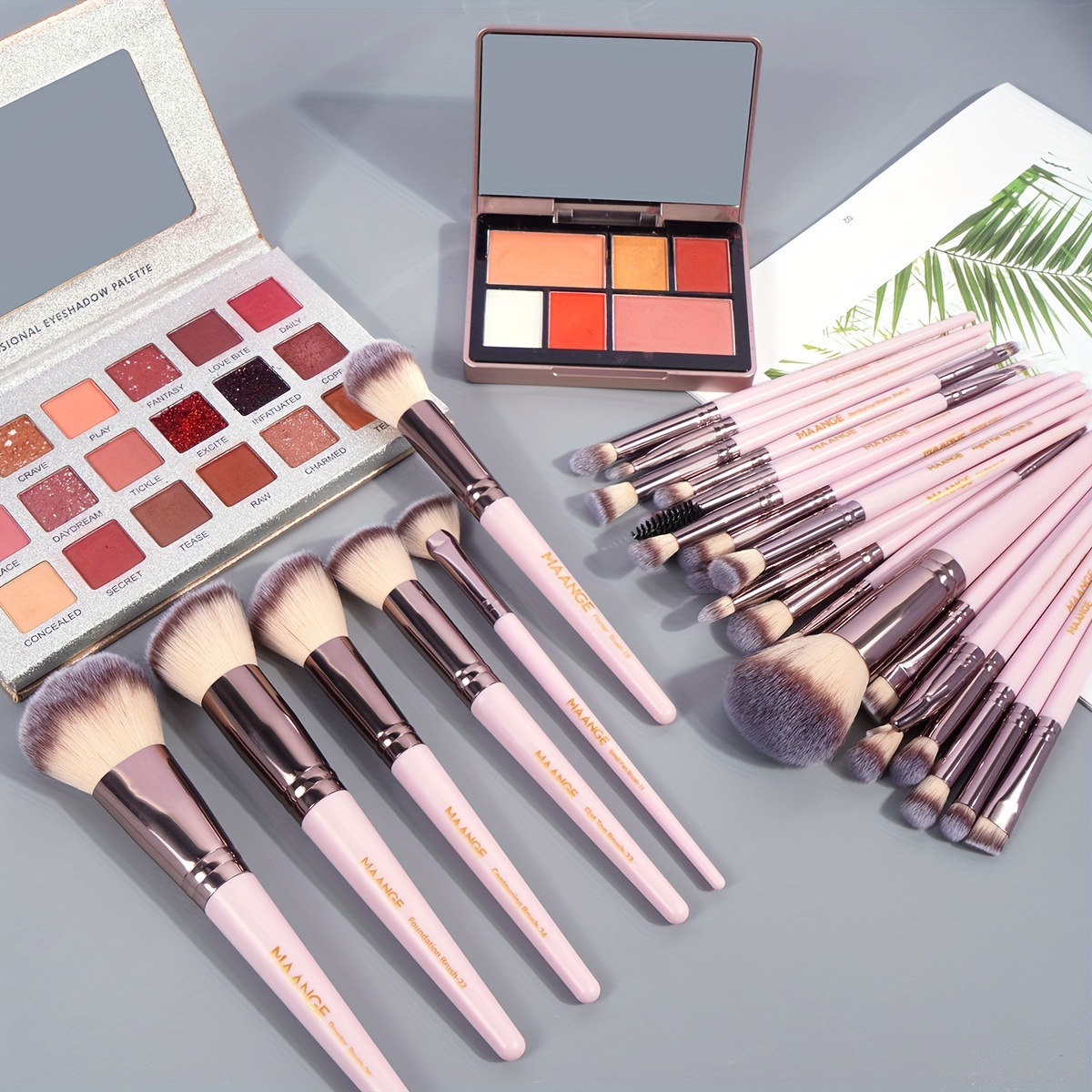 MAANGE kuas rias profesional,  - Huda Beauty Makeup Brush Set ulasan dan harga