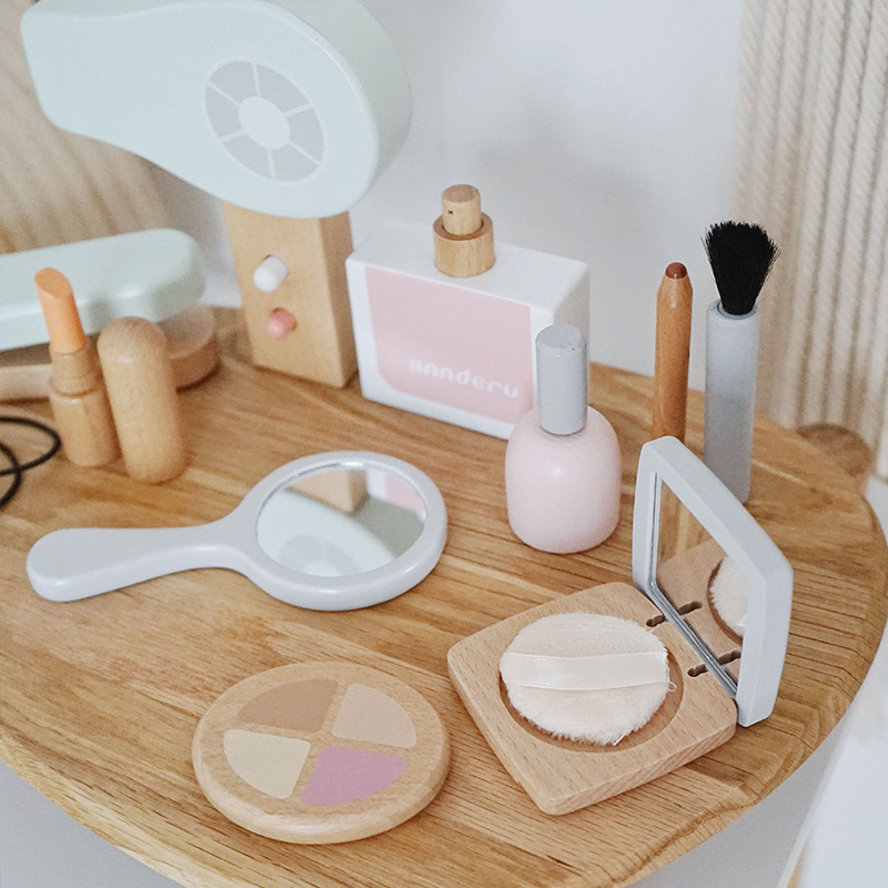 Set Mainan Rias Simulasi Kayu  - Beauty Makeup Game ulasan dan harga